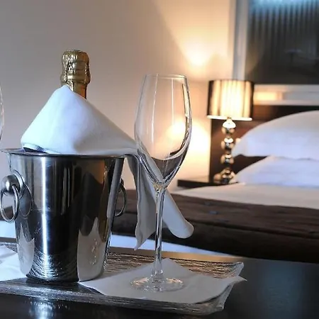 Aeva Hotel