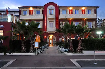 Aeva 4*