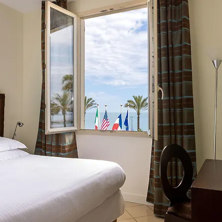 Szálloda Aeva Cagnes-sur-Mer