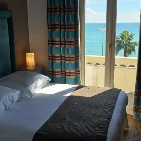 Aeva Szálloda Cagnes-sur-Mer