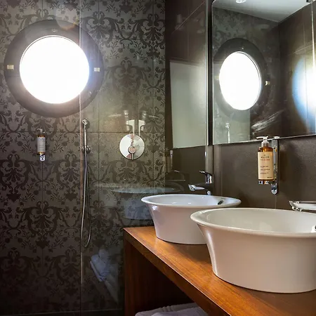 Aeva Szálloda 4*