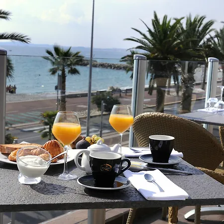Aéva Hotel